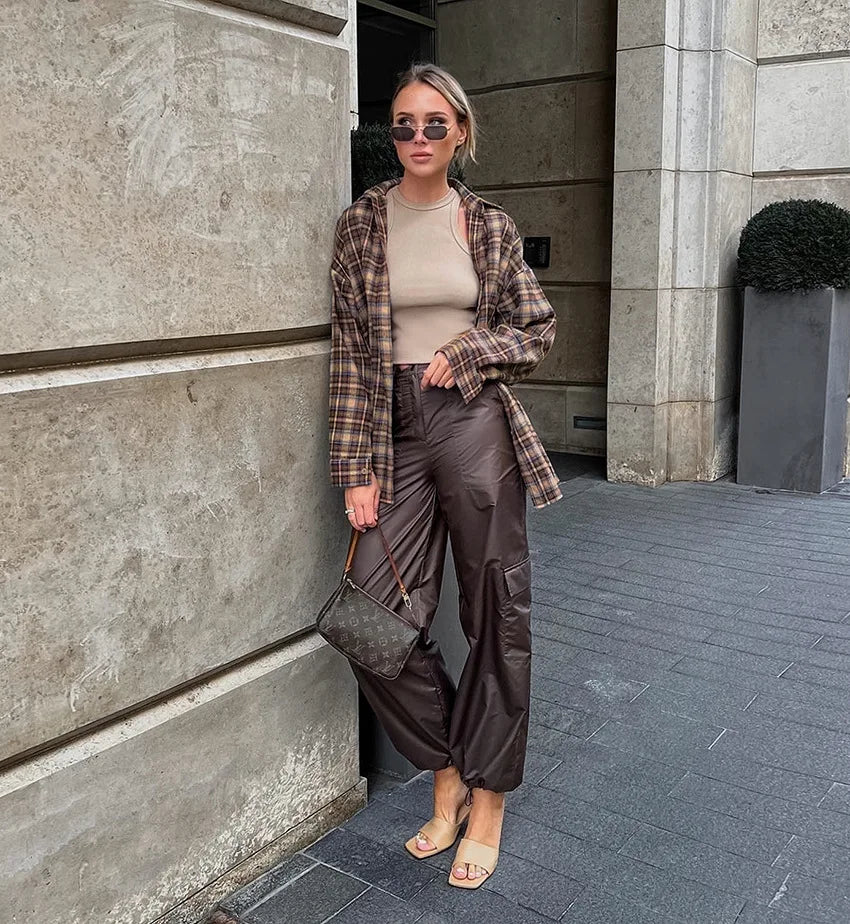 מכופתרת משבצות דגם נועם