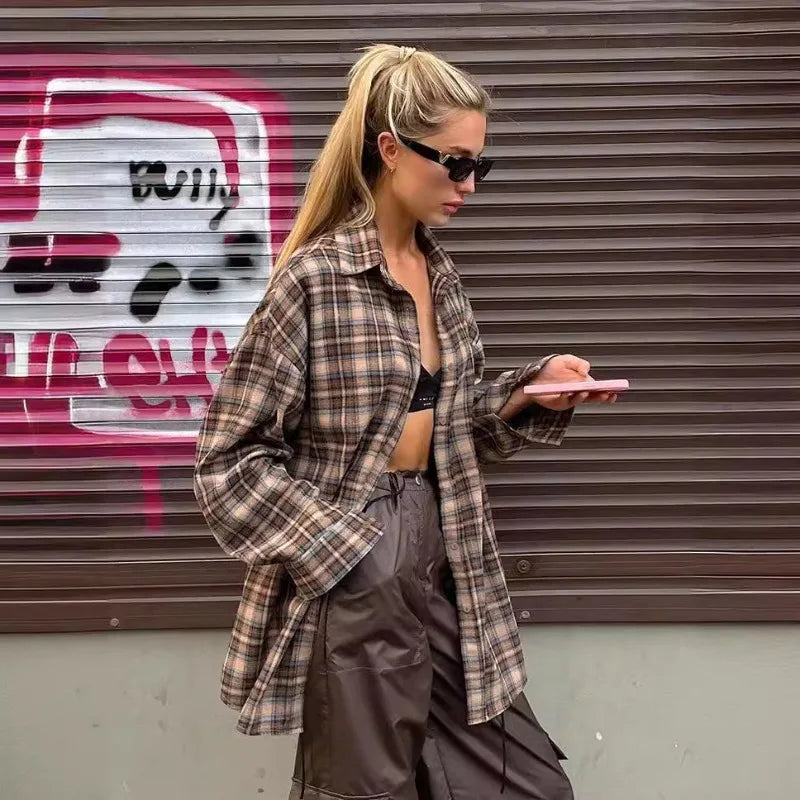 מכופתרת משבצות דגם נועם