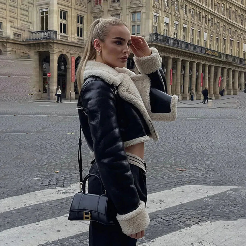 מעיל עור עם פרווה קצר דגם איליין