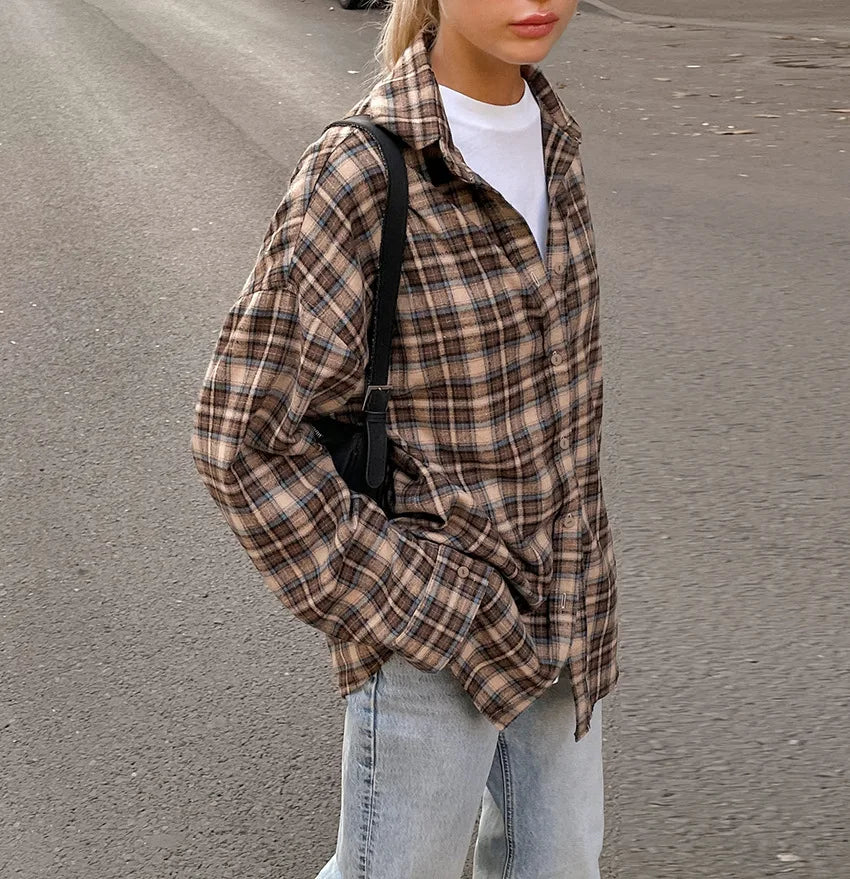 מכופתרת משבצות דגם נועם